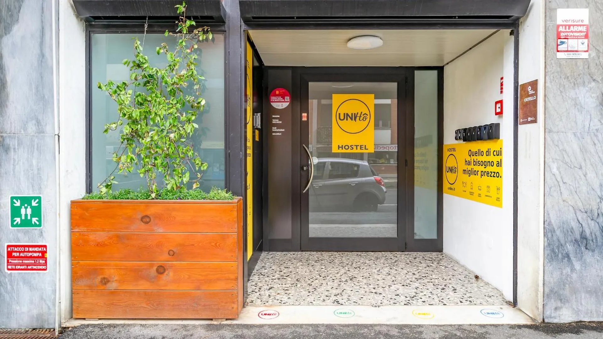 Uniho Hostel Pavia Italy