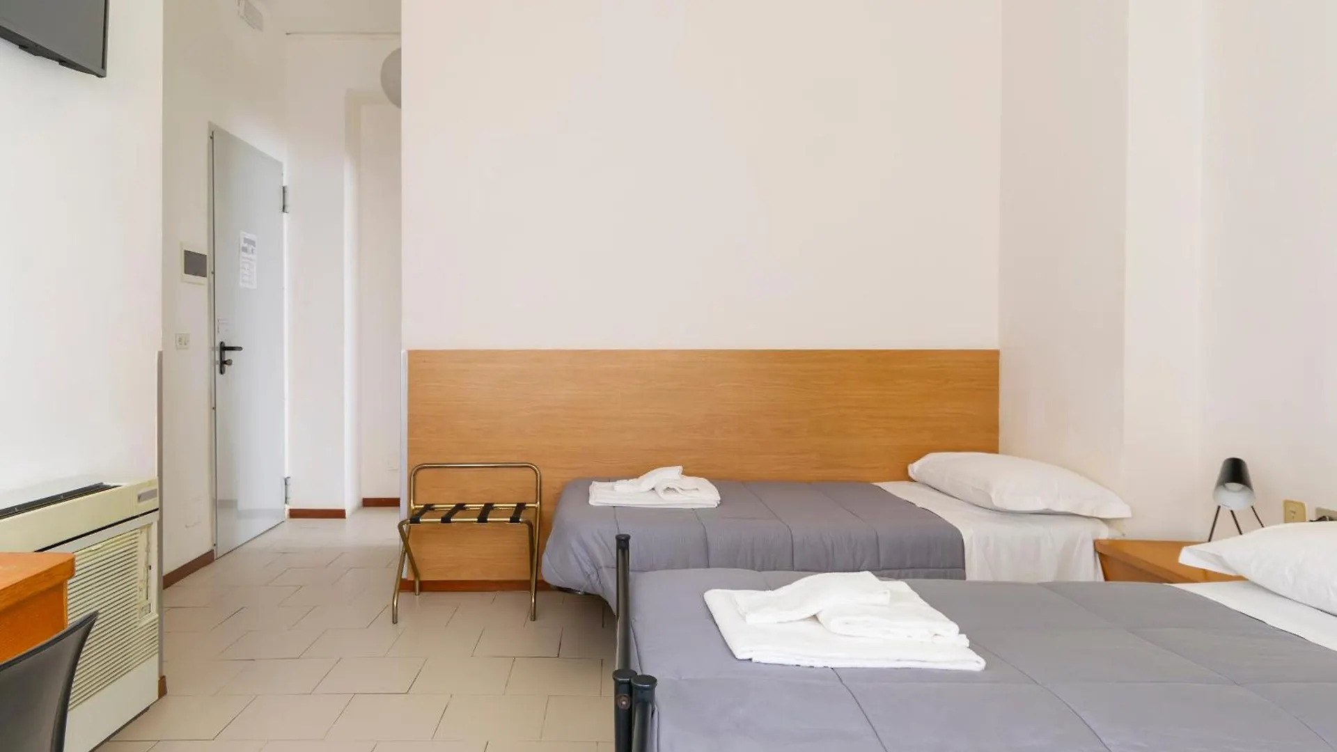 Uniho Hostel Pavia